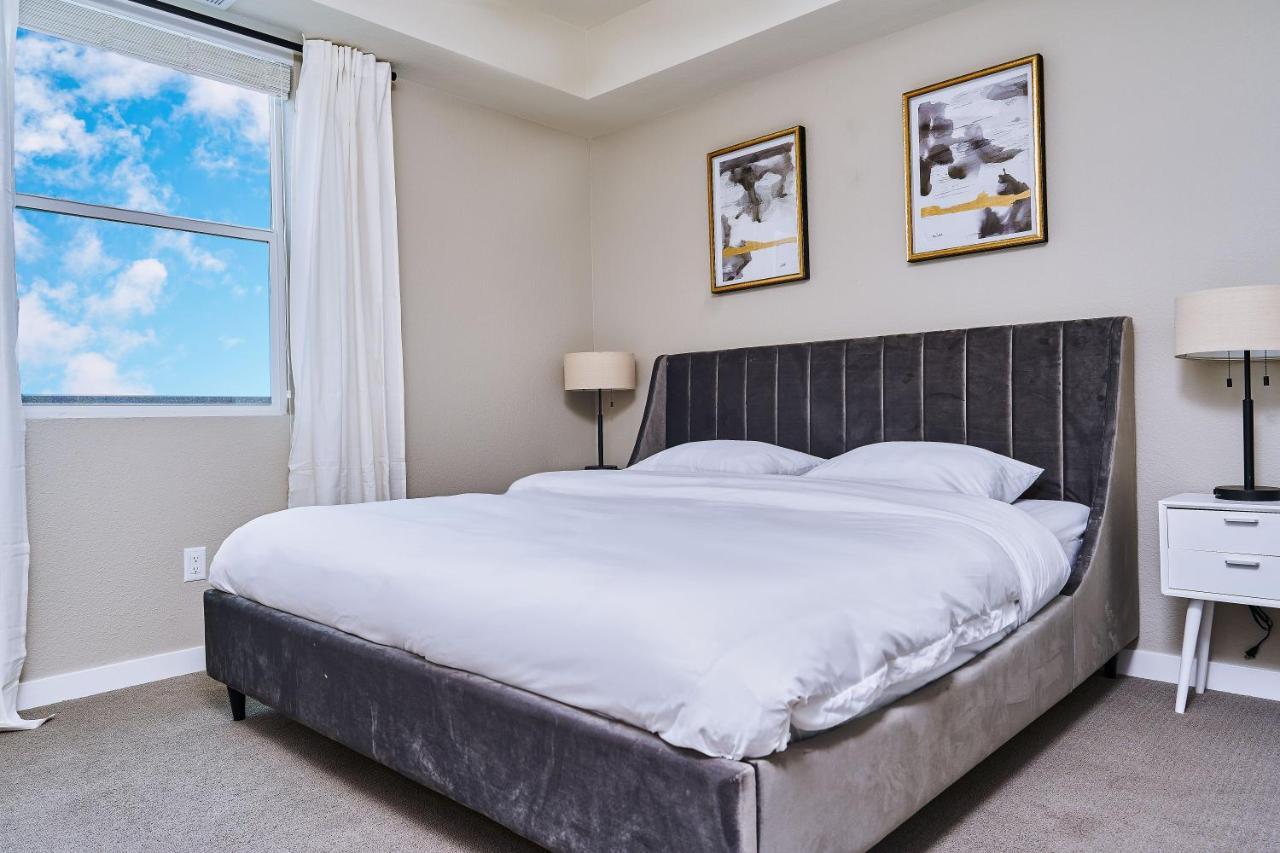 Luxurious 2 King Bedrooms City, & Corner Lake View Sparks Kültér fotó